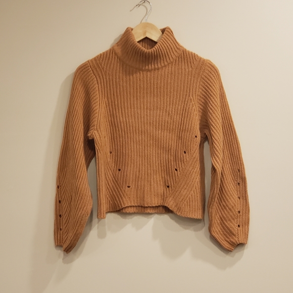 Ladies sweater - Picture 2 of 3